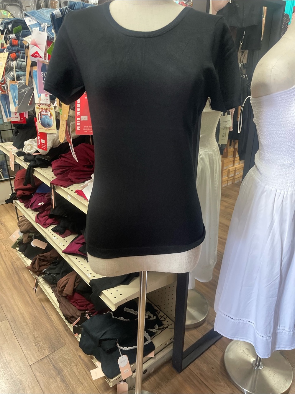 Women’s Black Short-Sleeve Knit Top